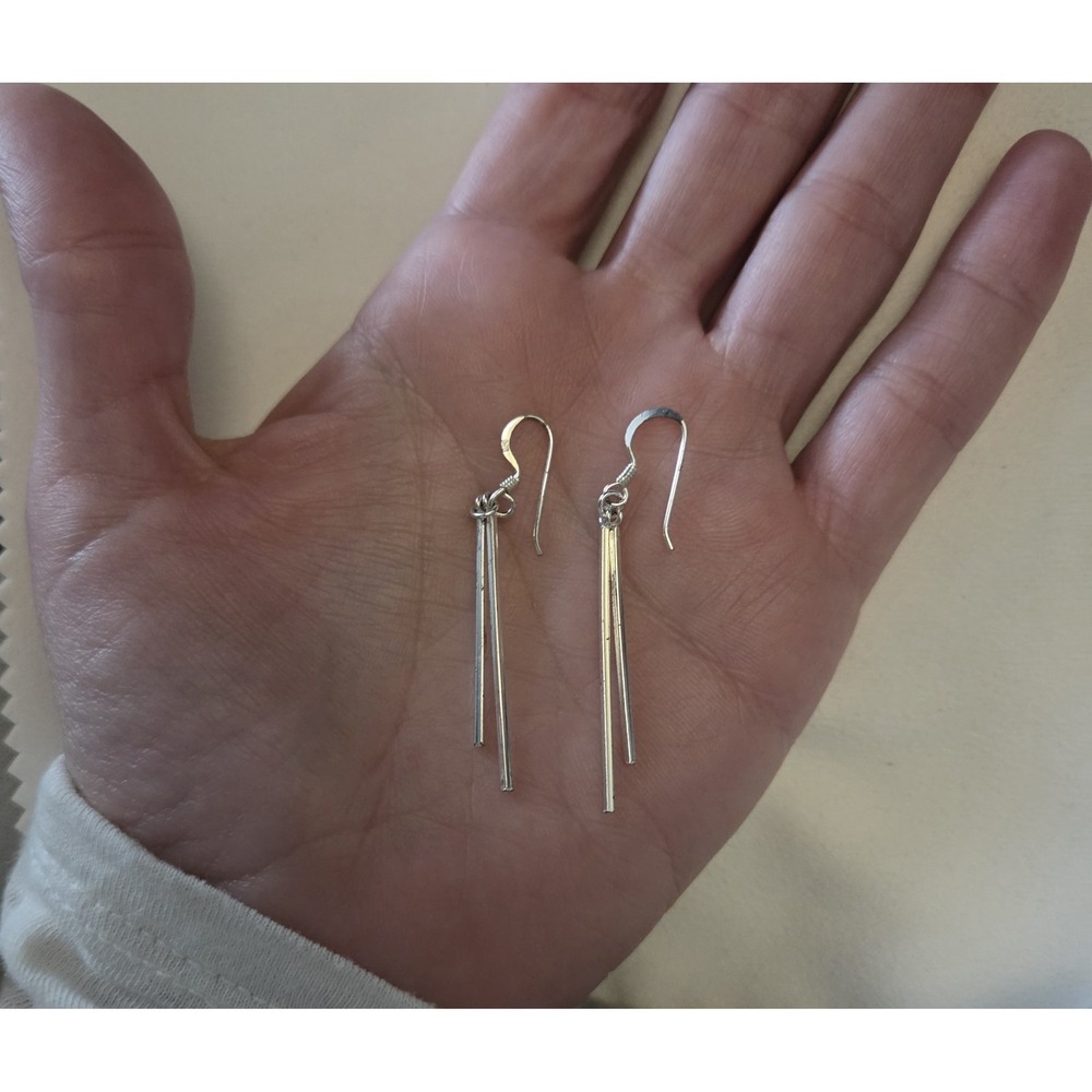 Sterling Silver .925 Dangle Earrings Lightweight Minimalist Design. 1.5 In